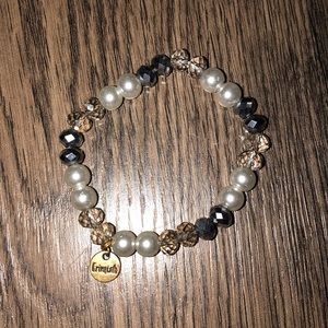 Pearl and gem bracelet